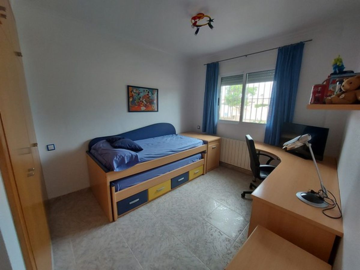 Zu verkaufen von chalet in
 Pilar de la Horadada