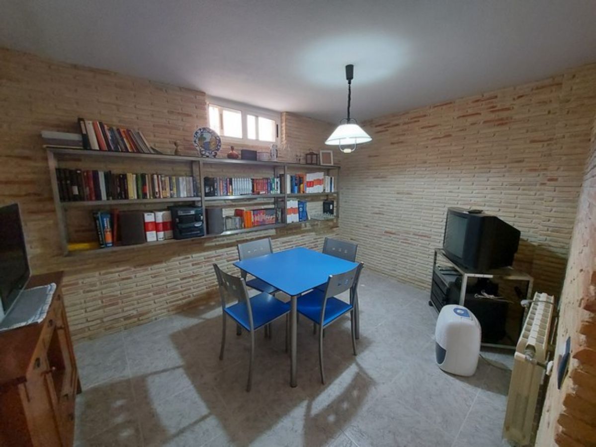 Zu verkaufen von chalet in
 Pilar de la Horadada
