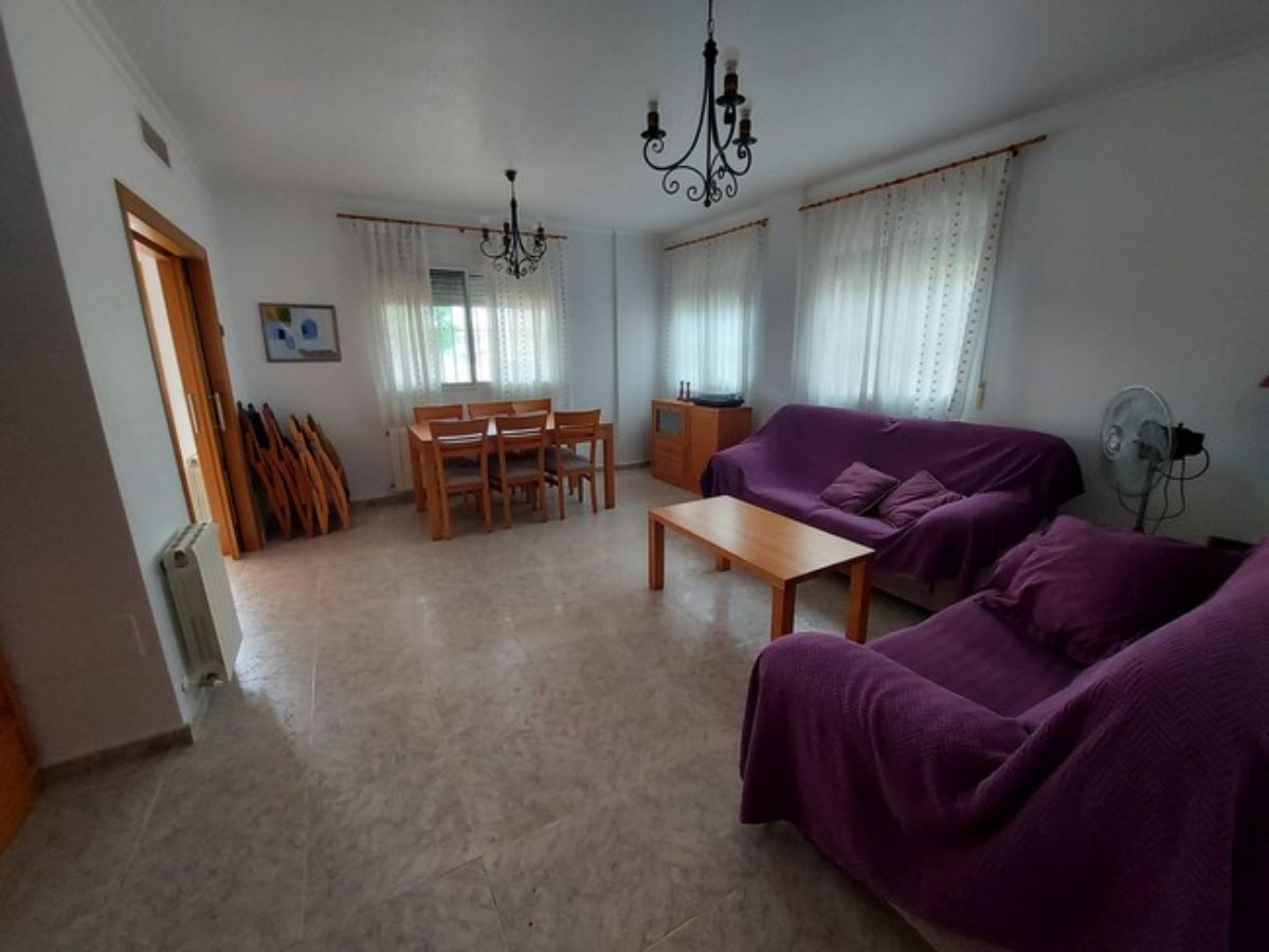 Zu verkaufen von chalet in
 Pilar de la Horadada