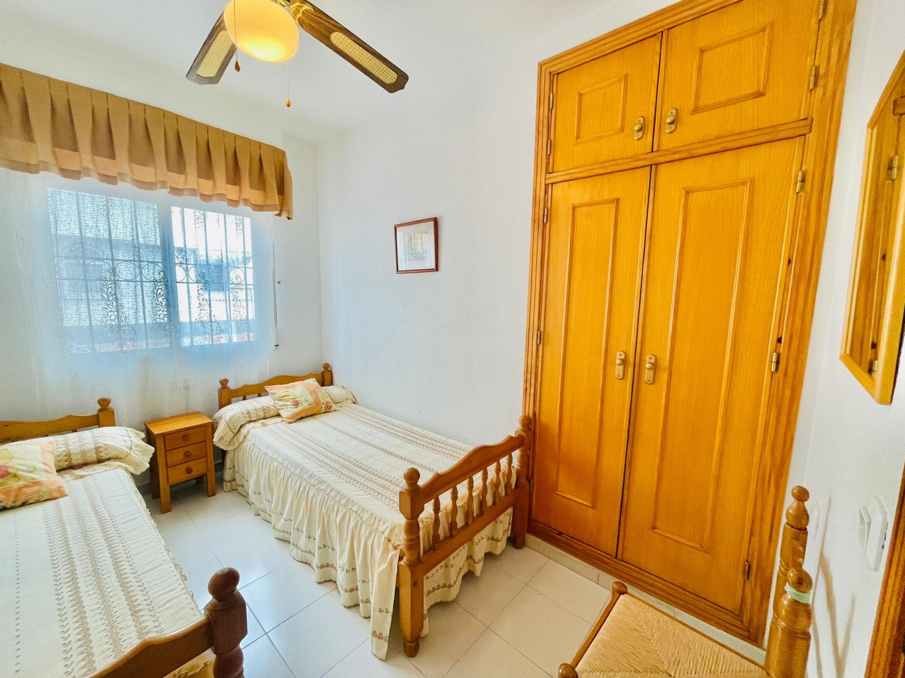Zu verkaufen von bungalow in
 Torrevieja