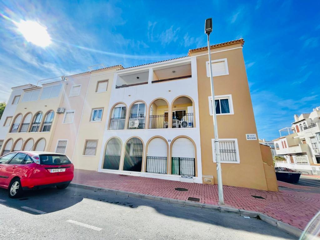 Zu verkaufen von bungalow in
 Torrevieja