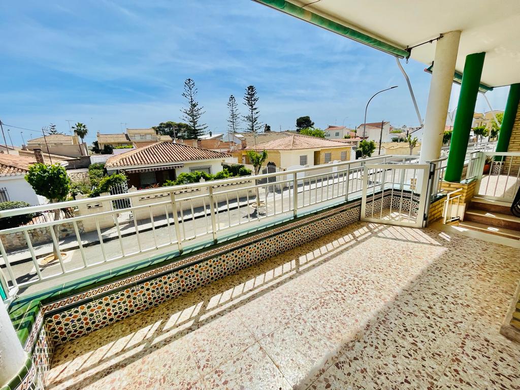 For sale of bungalow in Pilar de la Horadada