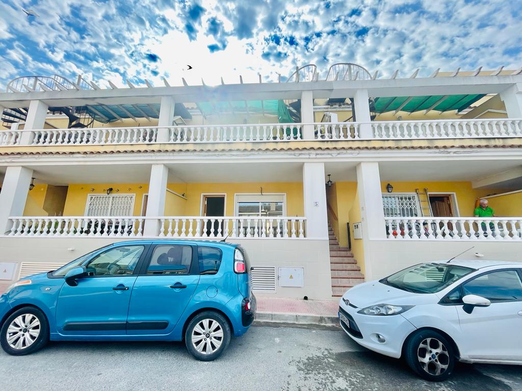 For sale of bungalow in Daya Nueva