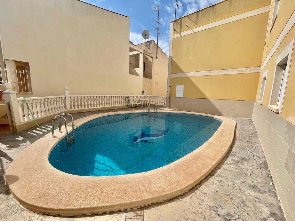 For sale of bungalow in Daya Nueva