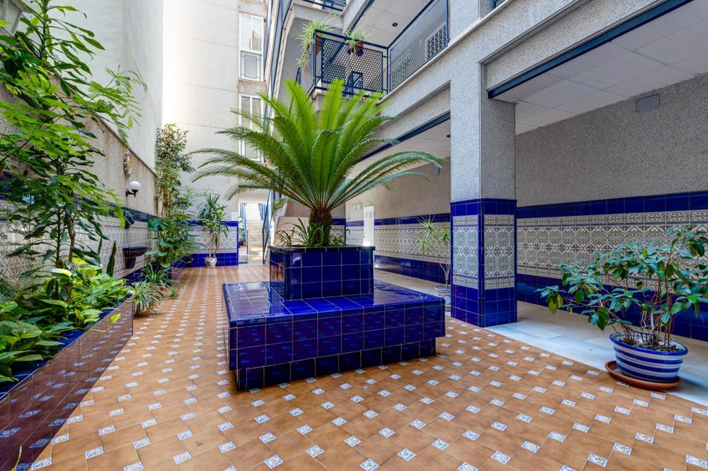 Til salg fra lejlighed i Torrevieja