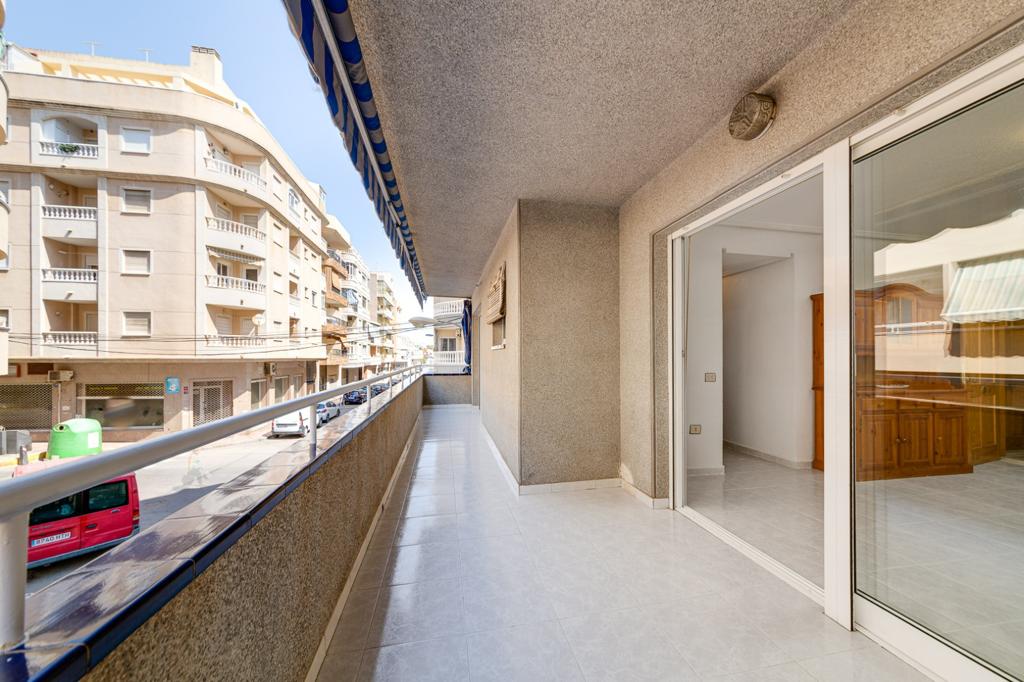 Til salg fra lejlighed i Torrevieja