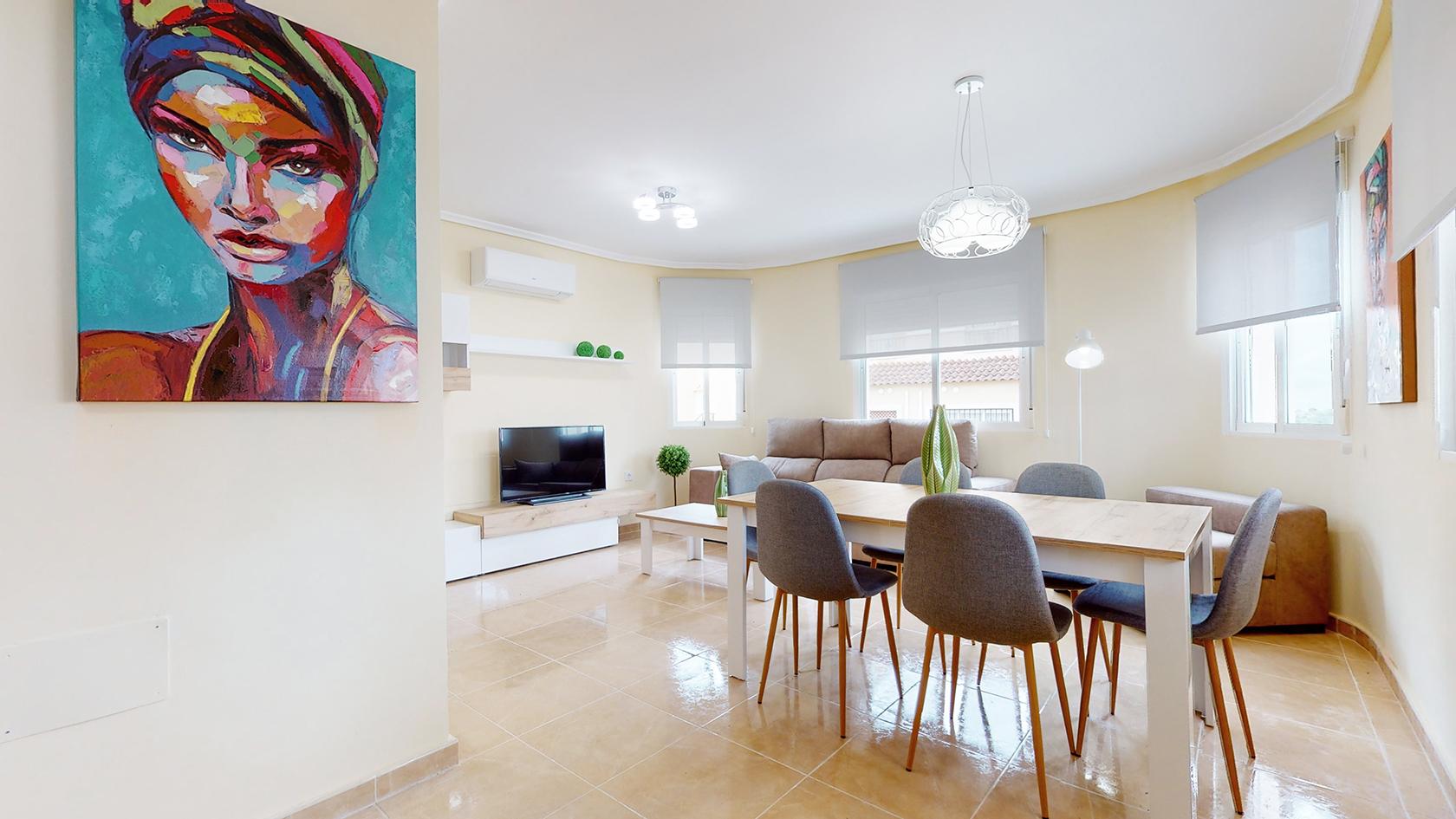 Köp av chalet i San Miguel de Salinas