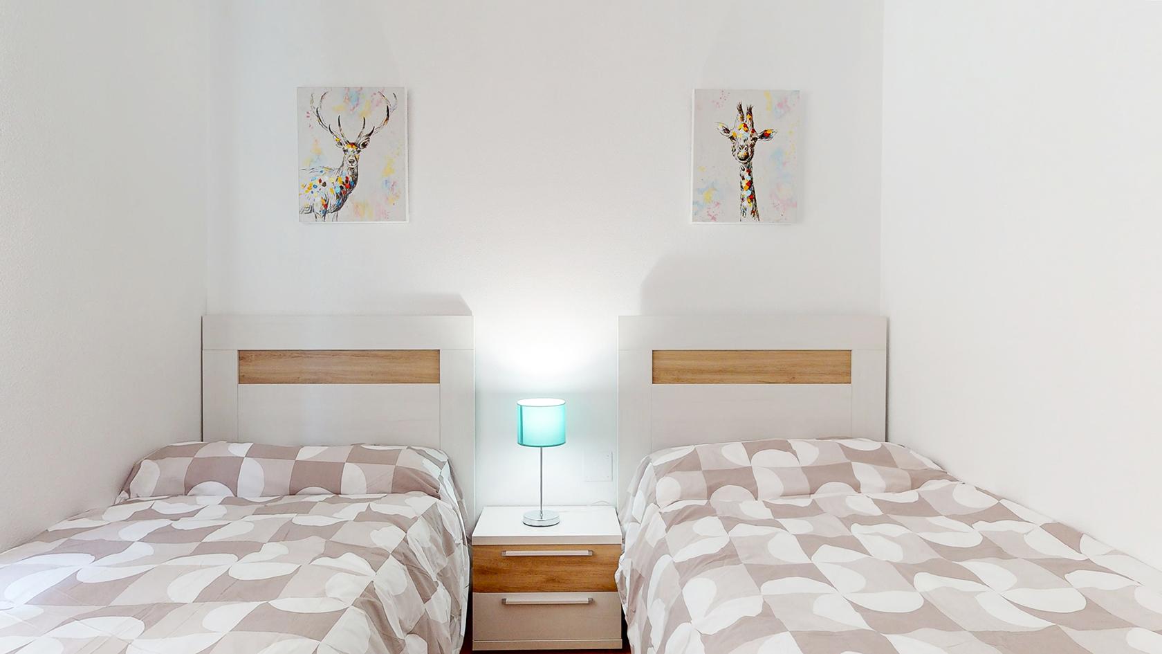 Köp av chalet i San Miguel de Salinas