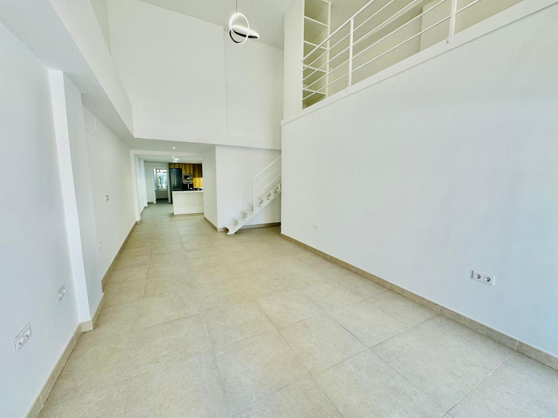 For sale of apartment in Guardamar del Segura