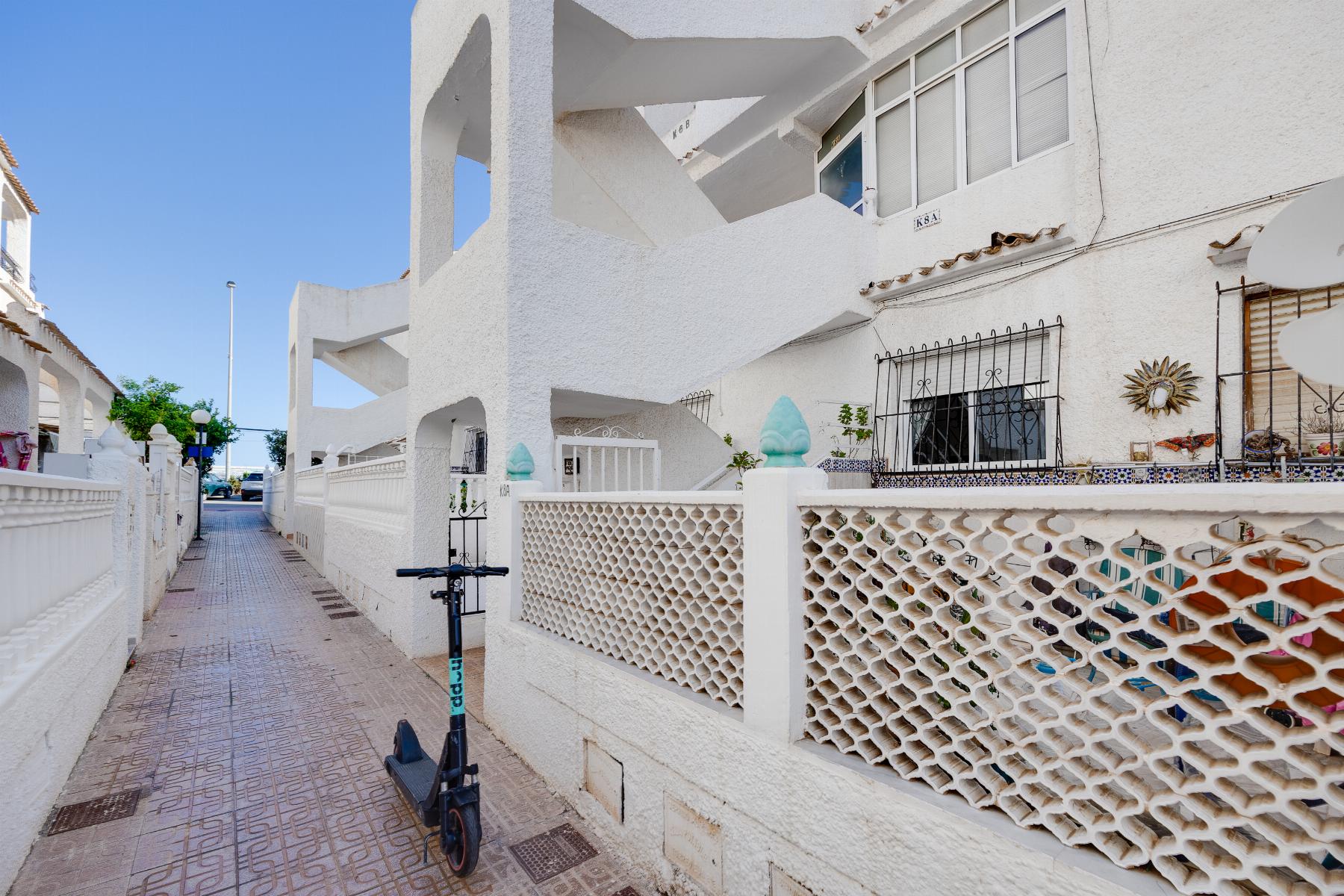 EMA5596J: Bungalow  in Torrevieja