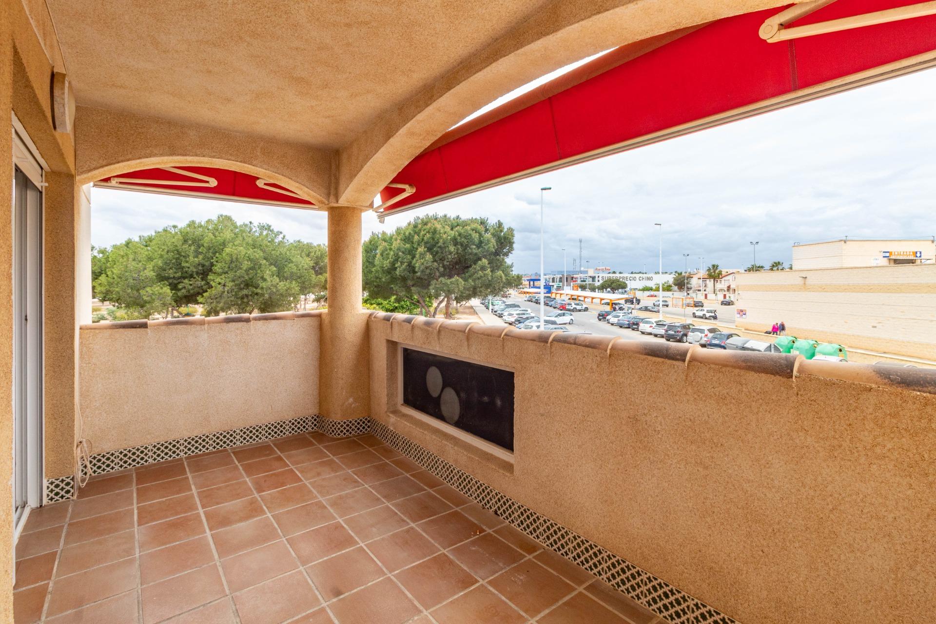 Zu verkaufen von appartement in
 Orihuela Costa