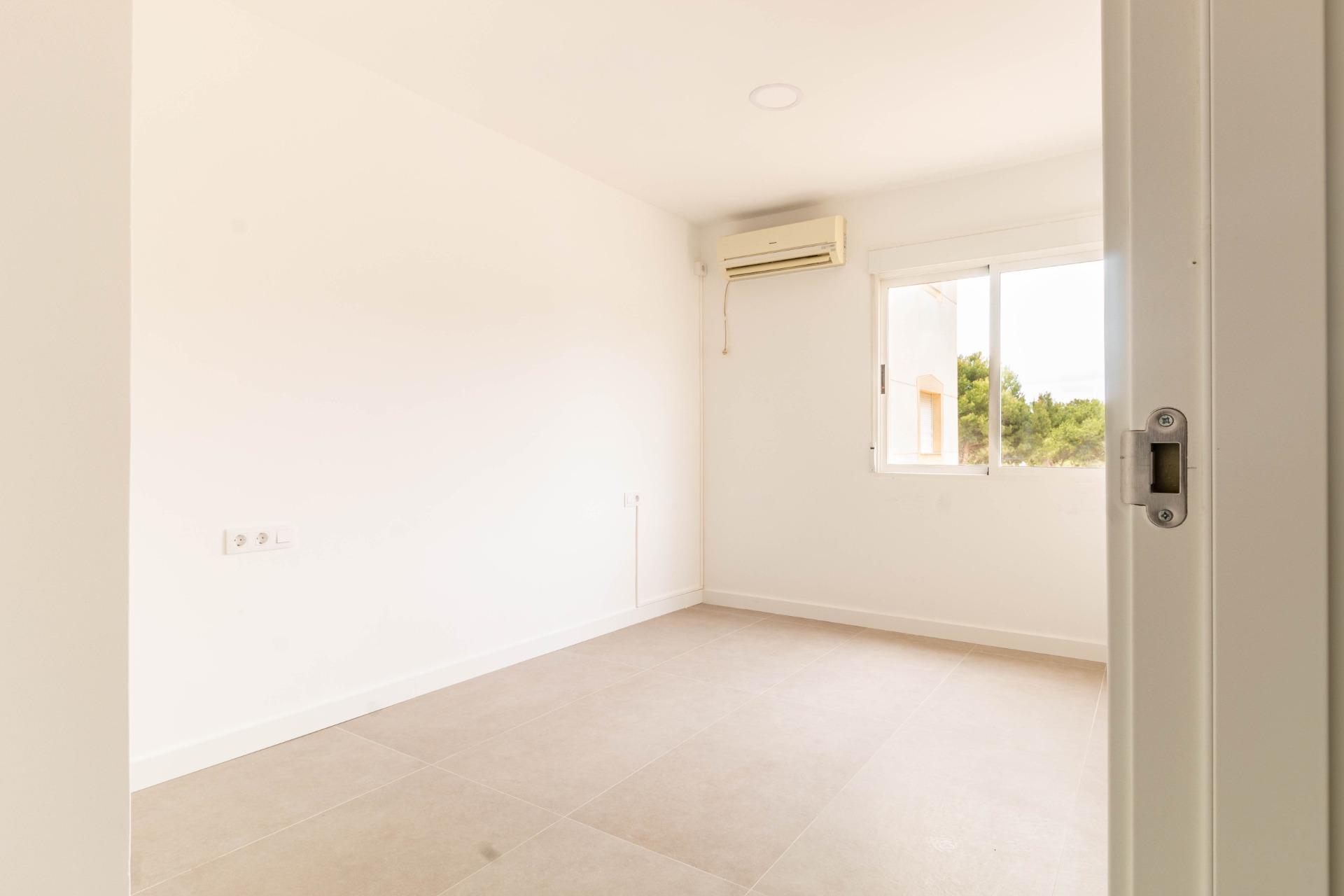 Zu verkaufen von appartement in
 Orihuela Costa