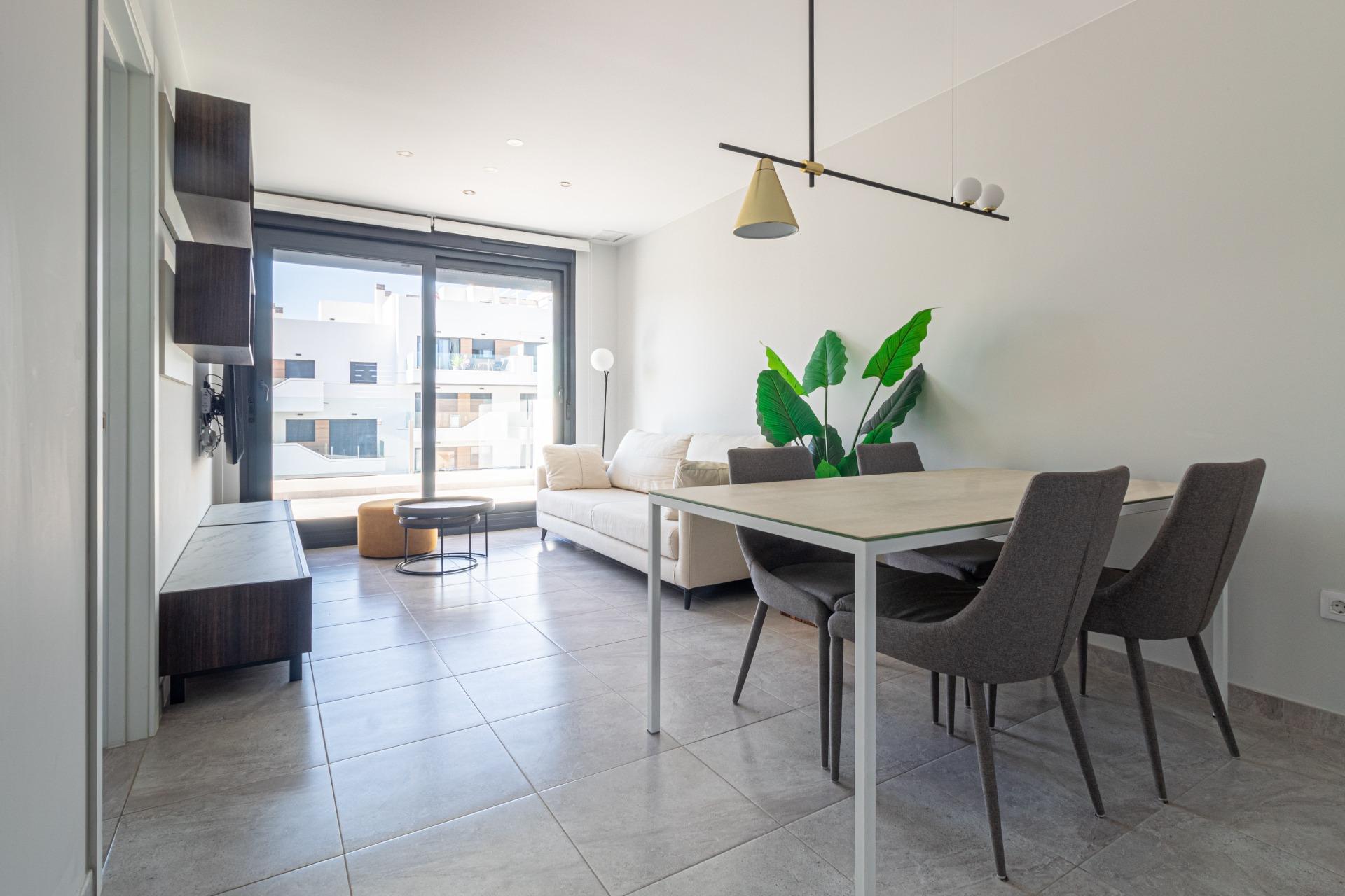 For sale of penthouse in Orihuela Costa