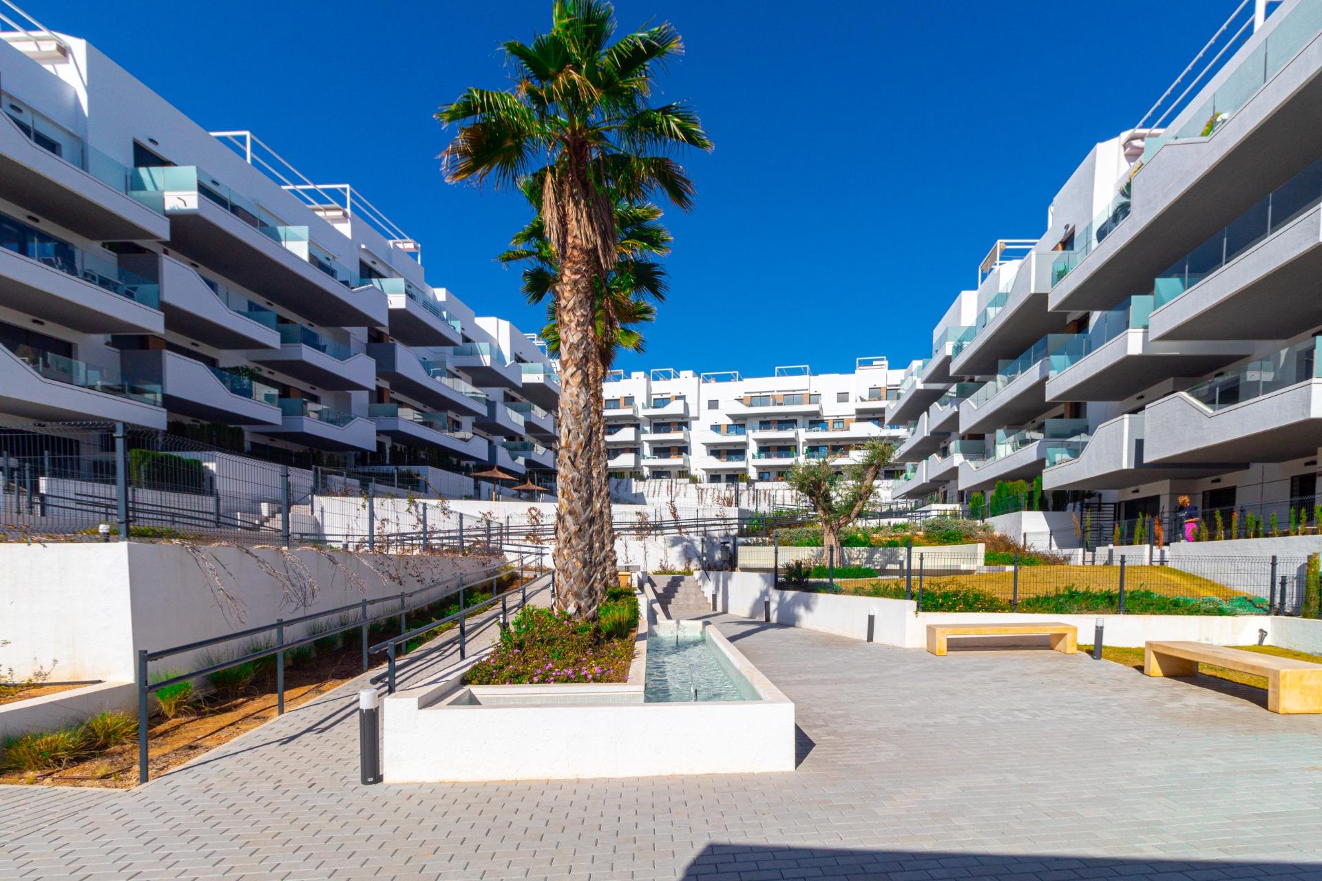 For sale of penthouse in Orihuela Costa