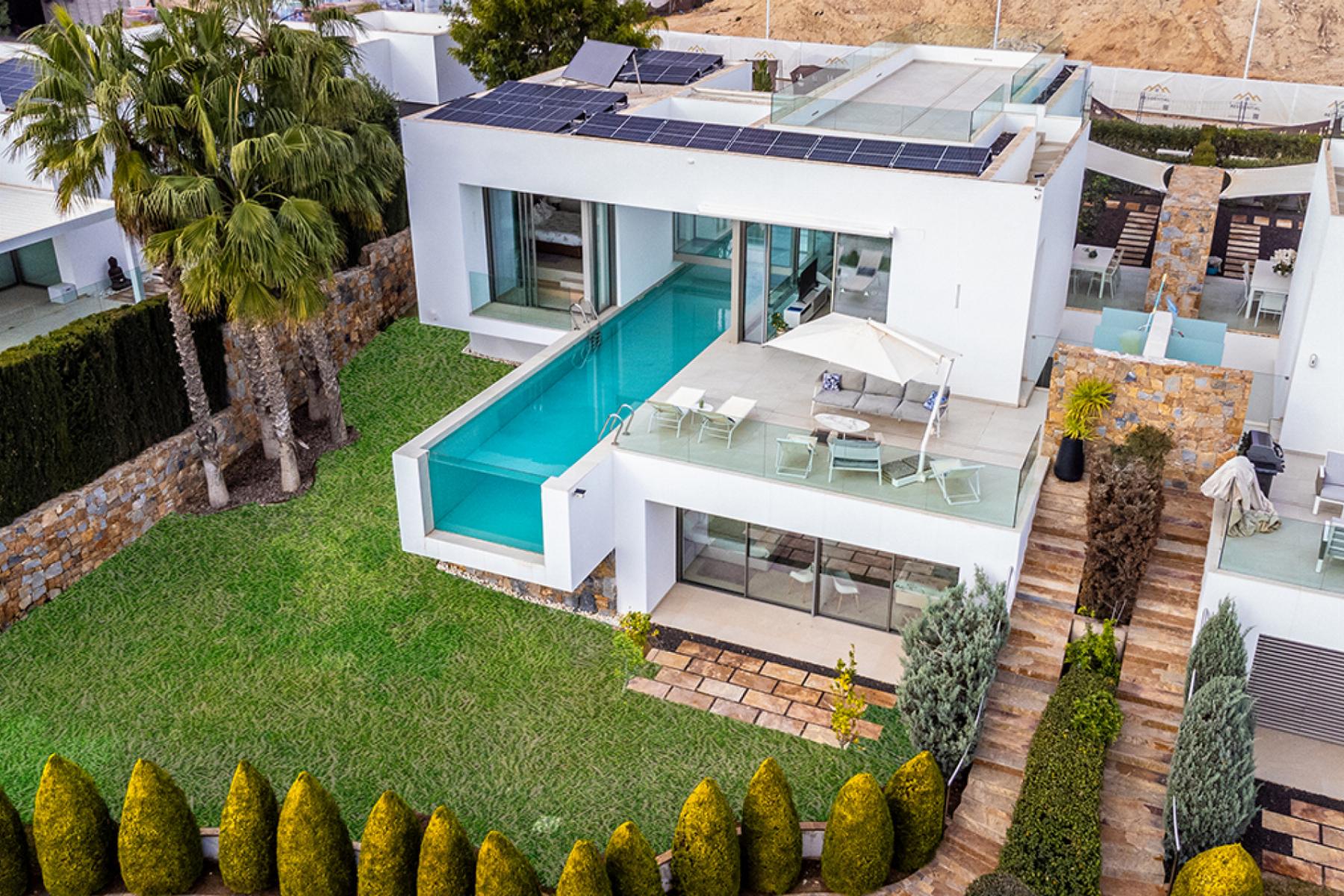 For sale of villa in Orihuela Costa