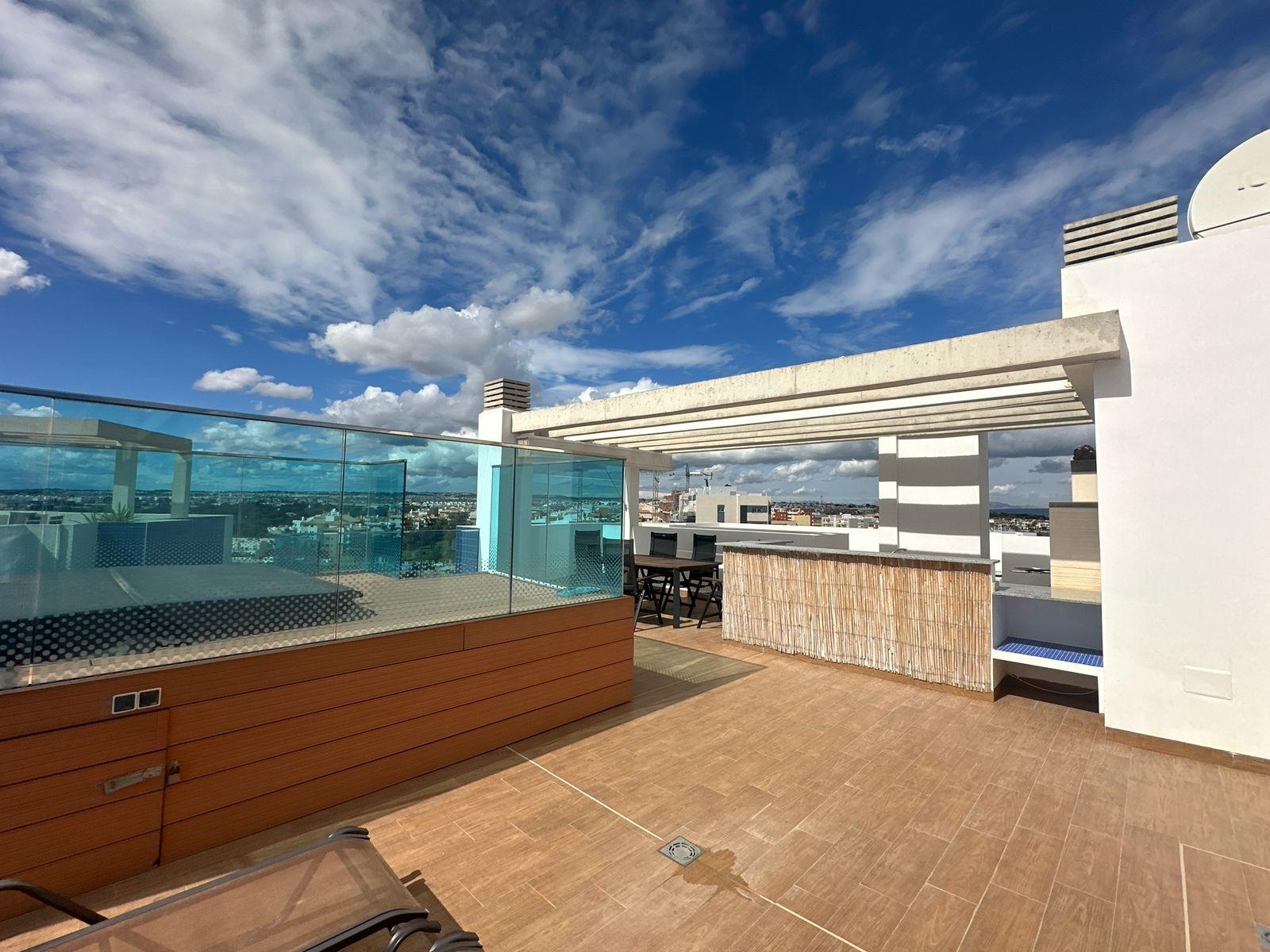 Продажа от

 Апартаменты на Torrevieja