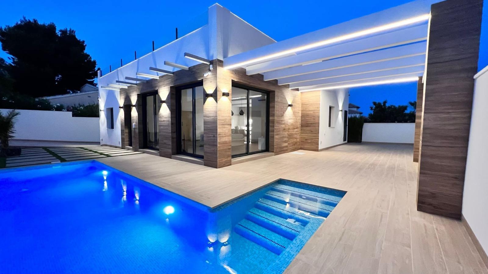 Chalet independiente en Orihuela Costa