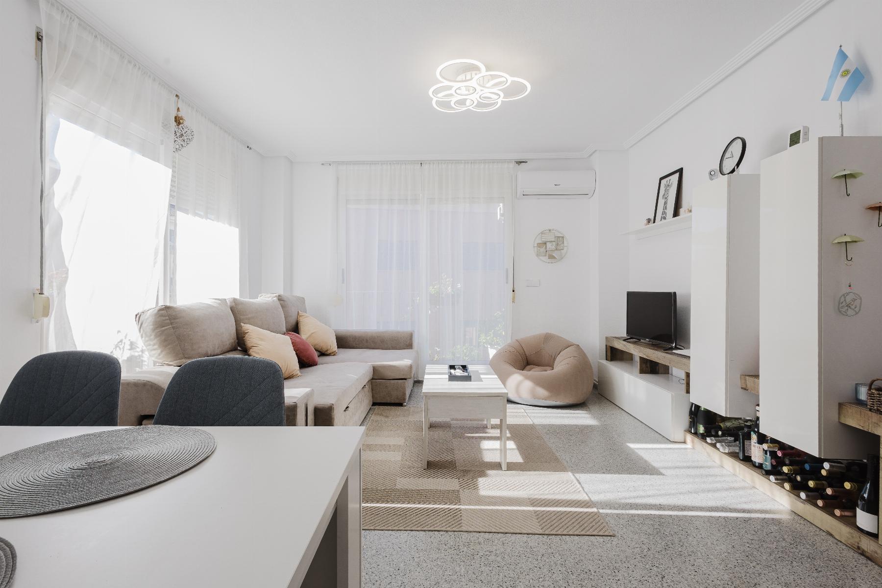 Alquiler de apartamento en San Miguel de Salinas