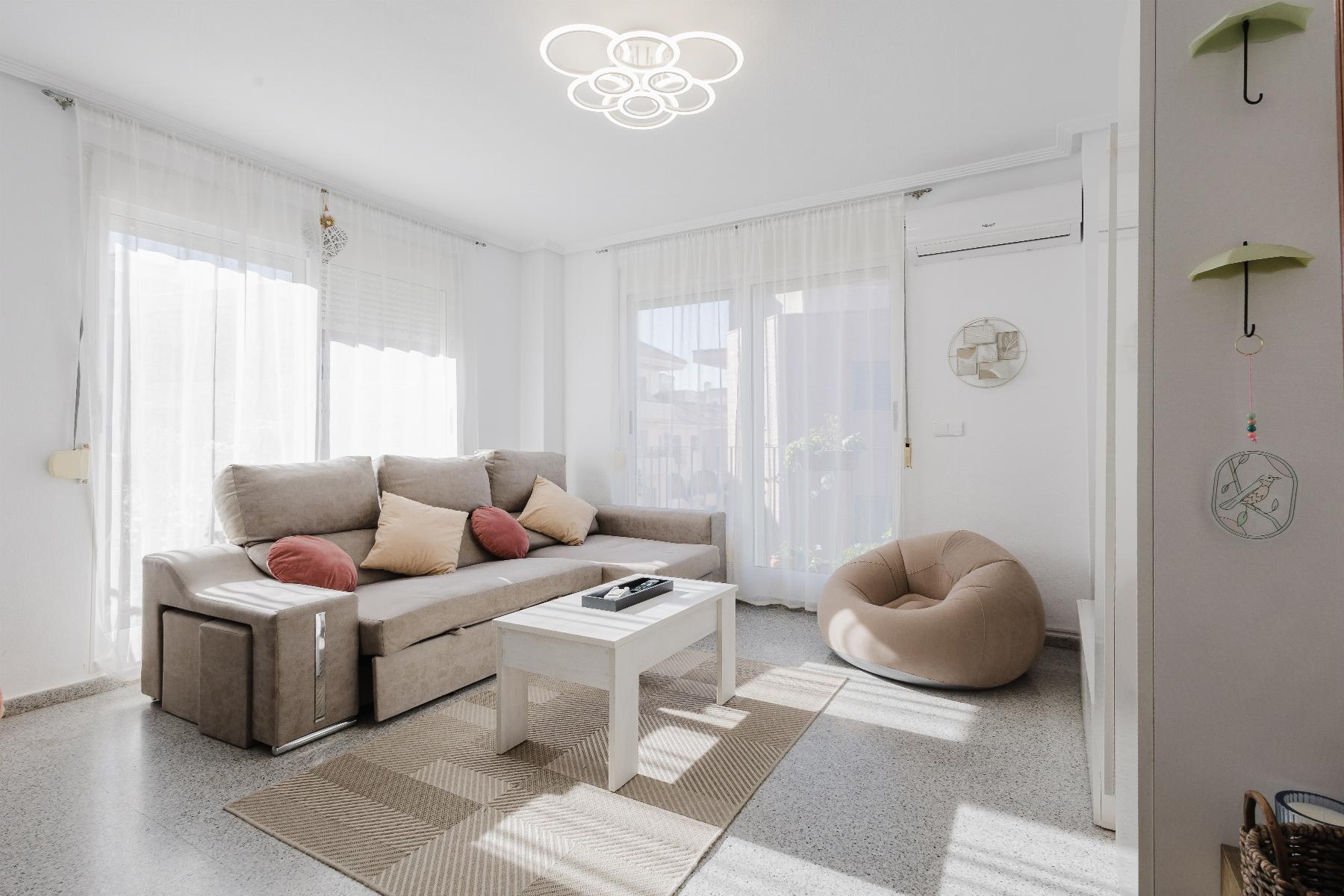 Alquiler de apartamento en San Miguel de Salinas