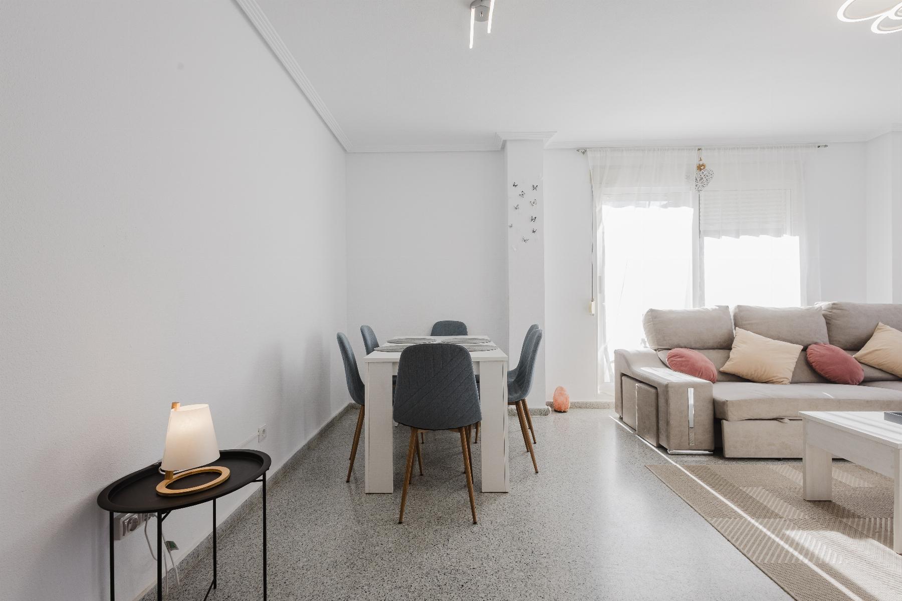 Alquiler de apartamento en San Miguel de Salinas