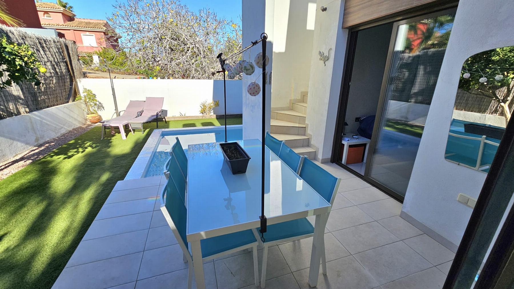 Venta de chalet en Orihuela Costa
