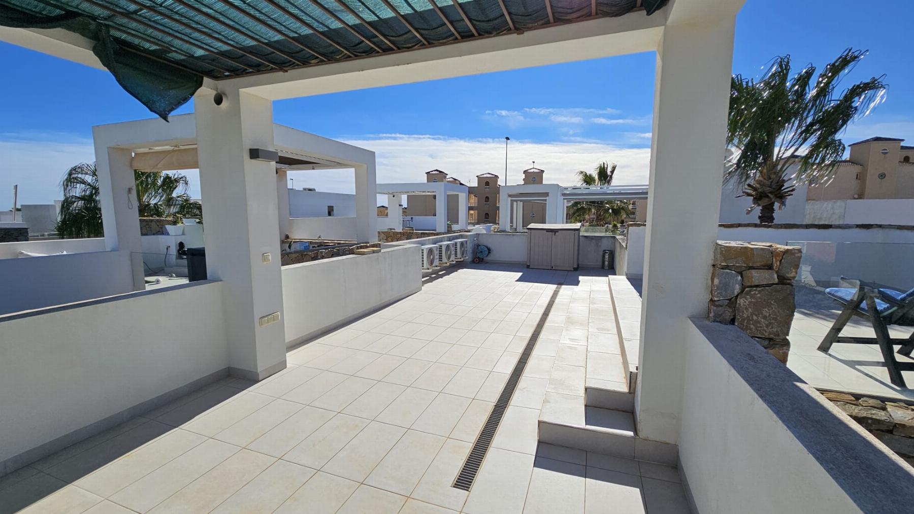 Venta de chalet en Orihuela Costa