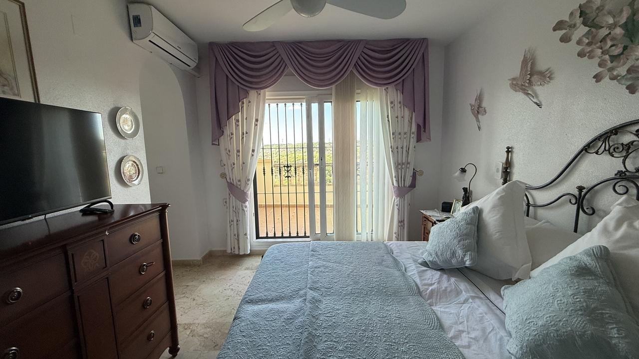 Venta de villa en Orihuela Costa
