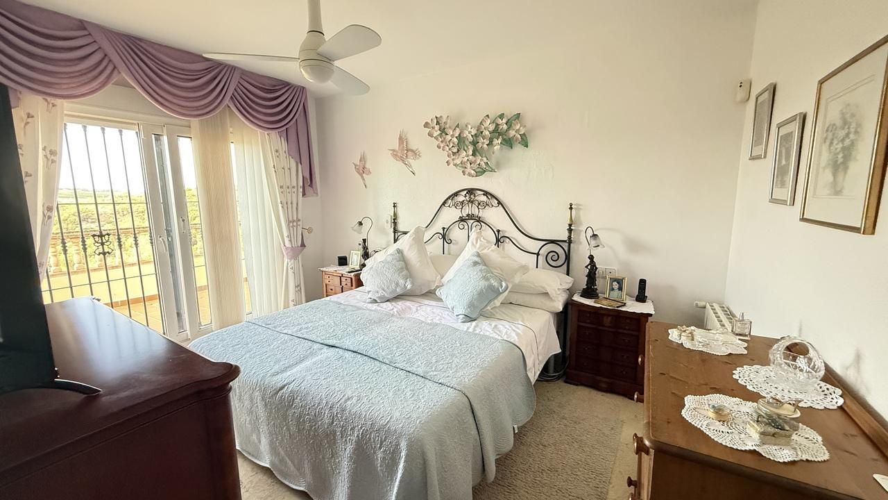 Venta de villa en Orihuela Costa