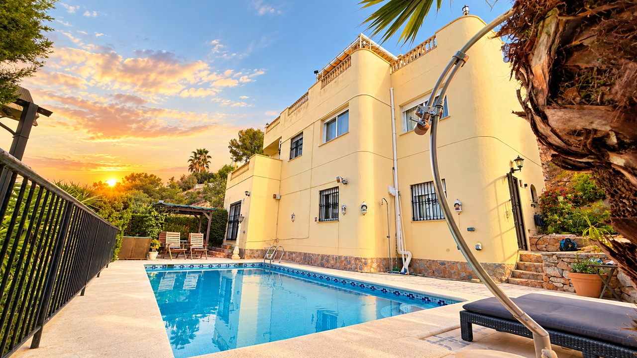 Venta de villa en Orihuela Costa