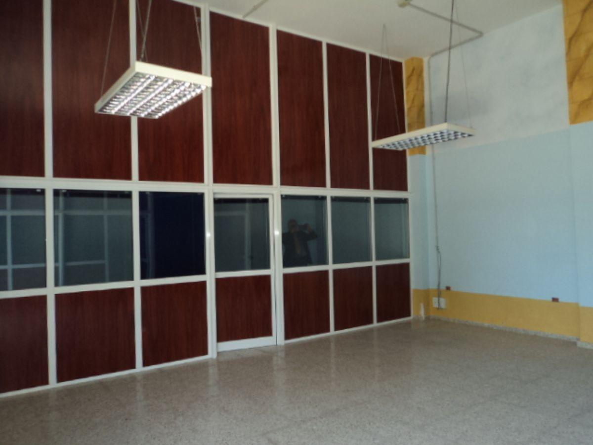 For rent of commercial in Santa Lucía de Tirajana