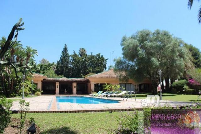 For sale of chalet in Marbella