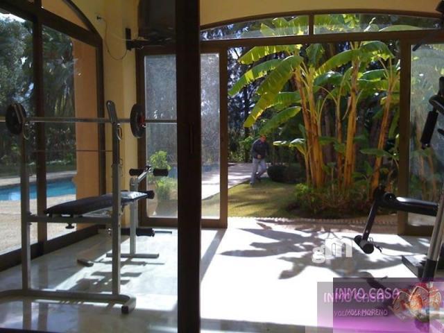 For sale of chalet in Marbella