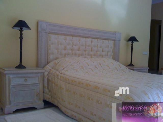 For sale of chalet in Marbella