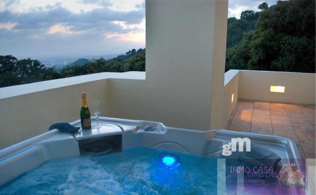 For sale of penthouse in Marbella