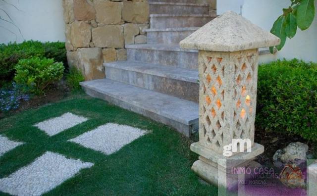 For sale of penthouse in Marbella