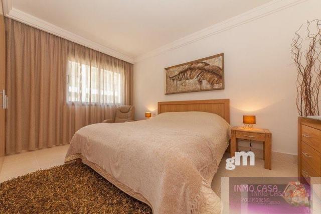 For sale of penthouse in Marbella
