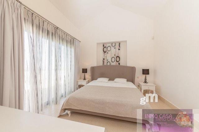 For sale of penthouse in Marbella
