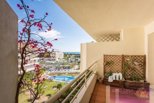 For sale of penthouse in Marbella