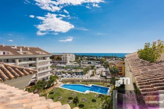 For sale of penthouse in Marbella