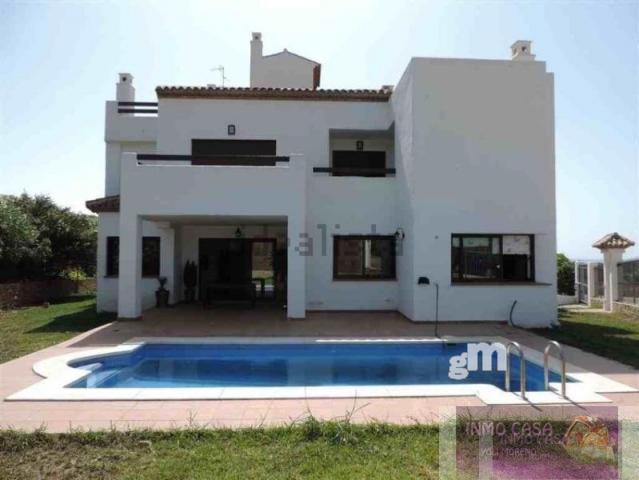 For sale of chalet in Casares