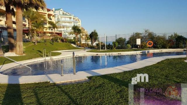 For sale of apartment in Benalmádena