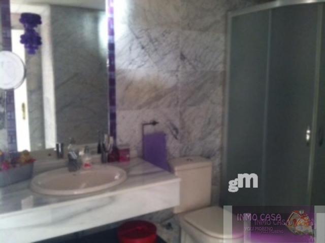 For sale of apartment in Benalmádena