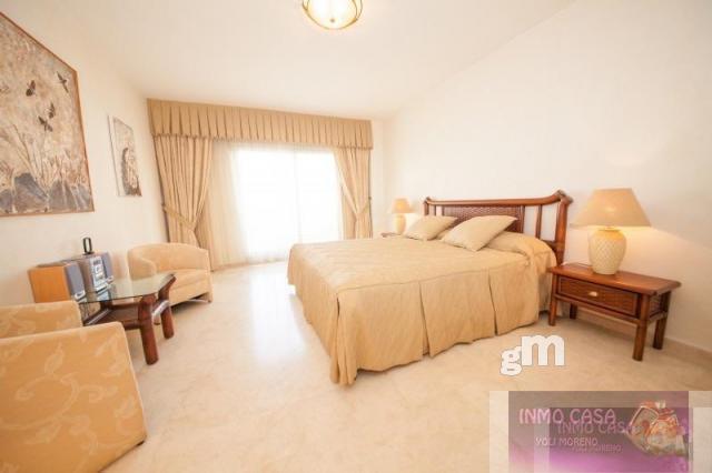 For sale of apartment in Marbella