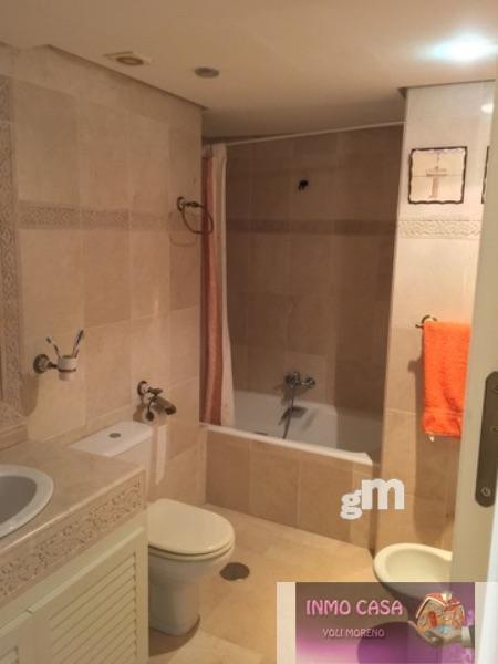 For sale of penthouse in Benalmádena