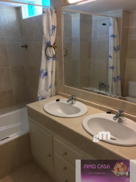 For sale of penthouse in Benalmádena