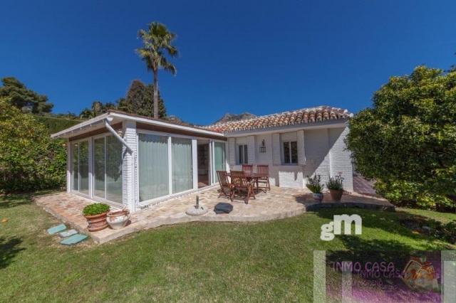 Venta de villa en Benalmádena