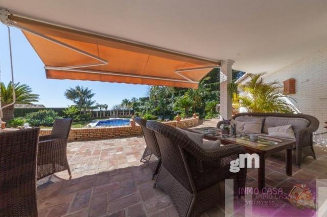 Venta de villa en Benalmádena