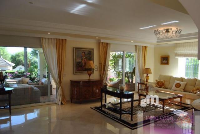 For rent of villa in Marbella