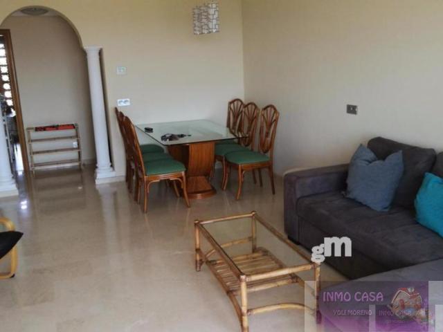 For sale of flat in Manilva