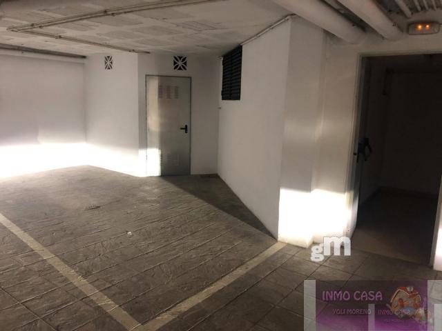 For sale of flat in Coín